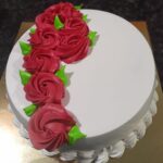 Delicious Fresh Cream Cake – Red Roses Cake