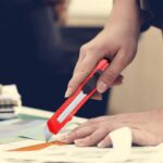 Plastic and Steel Paper Cutter Knife (Multicolor, Pack of 1) - Image 3